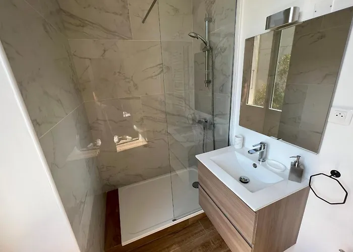 Anne - Cosy En Coeur De * אז'אקסיו