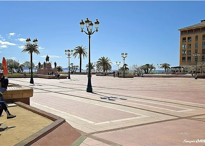 Anne - Cosy En Coeur De דירה